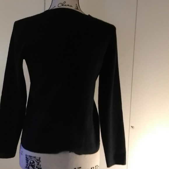 Sweater - Picture 2 of 4